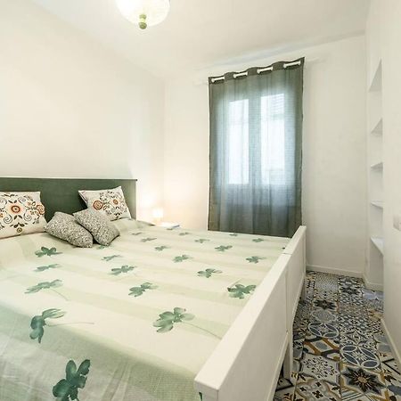 Ferienwohnung Le Finestre Sul Borgo 2 Parma Exterior foto