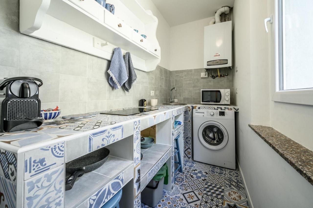 Ferienwohnung Le Finestre Sul Borgo 2 Parma Exterior foto